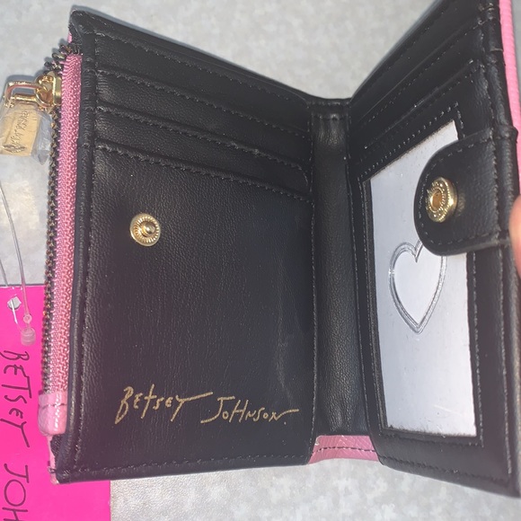 Betsey Johnson Fold Out Card Case Wallet - Picture 8 of 11